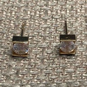 Vintage 14k Solid Yellow Gold CZ Solitaire Studs